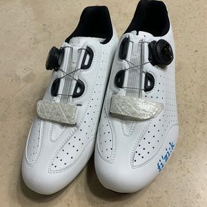 New fizik women’s cycling/ racing/ spinning shoes 🚵‍♀️